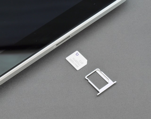 China SIM card eSIM VPN guide for tourists